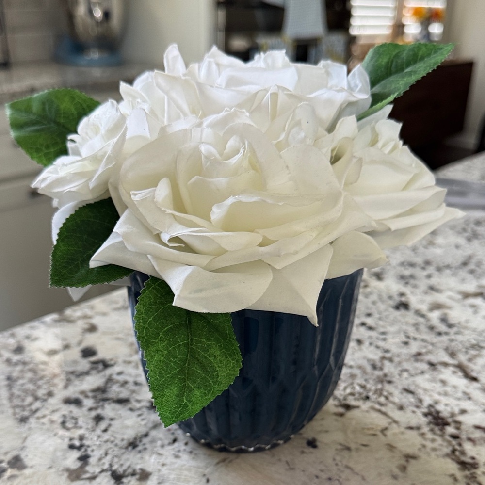 Elegant White Rose Arrangement in Blue Vase